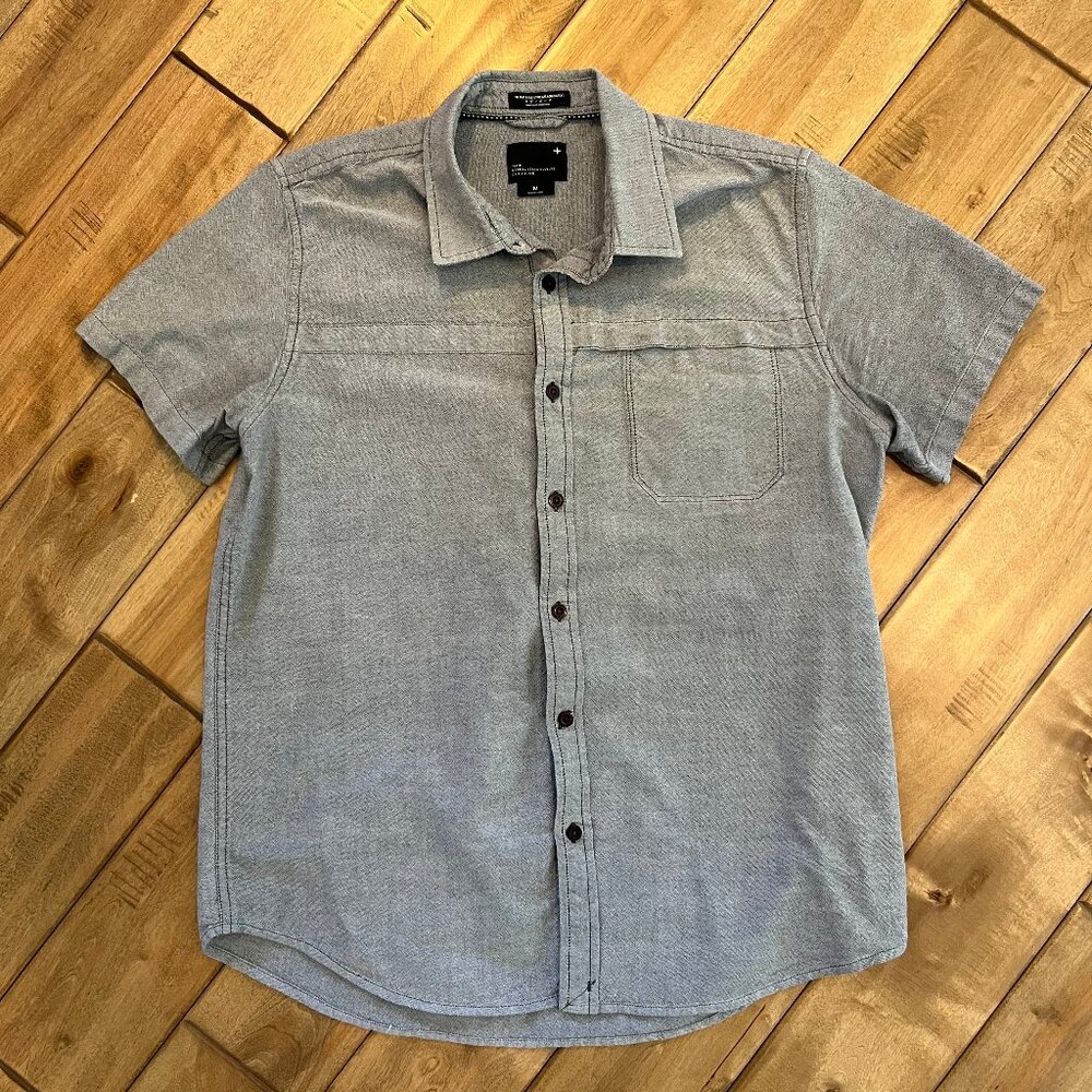 Tavik Men's Medium Short Sleeve Gray Button Down